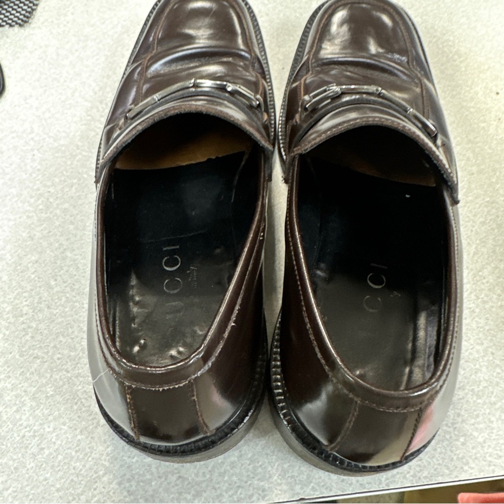 Gucci men’s loafers. Great condition for a used pair of shoes. Size is 9 1/2 D. - Picture 4 of 4